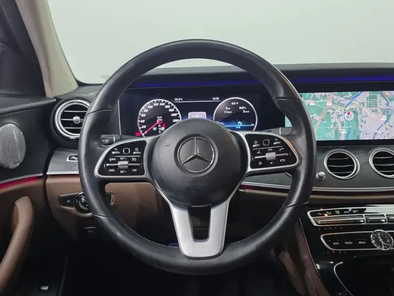 2018 Mercedes-Benz E-Класс с пробегом 122 865 км