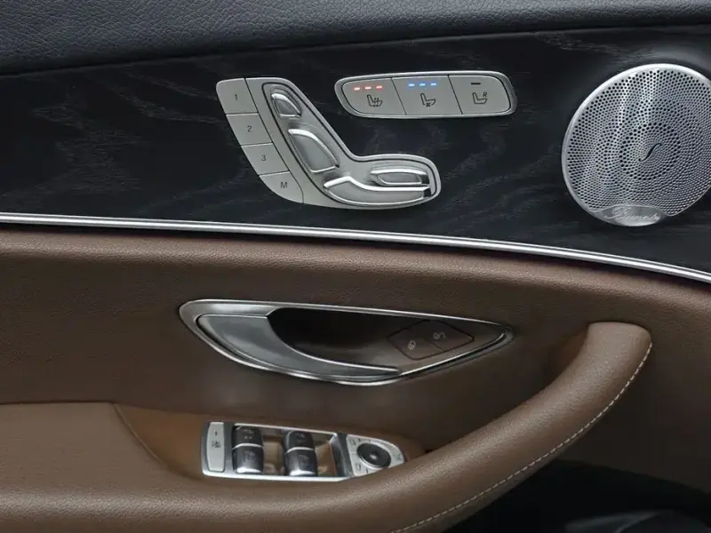 2018 Mercedes-Benz E-Класс с пробегом 122 865 км