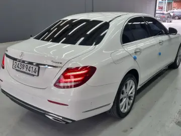 2020 Mercedes-Benz E-Класс с пробегом 141 038 км