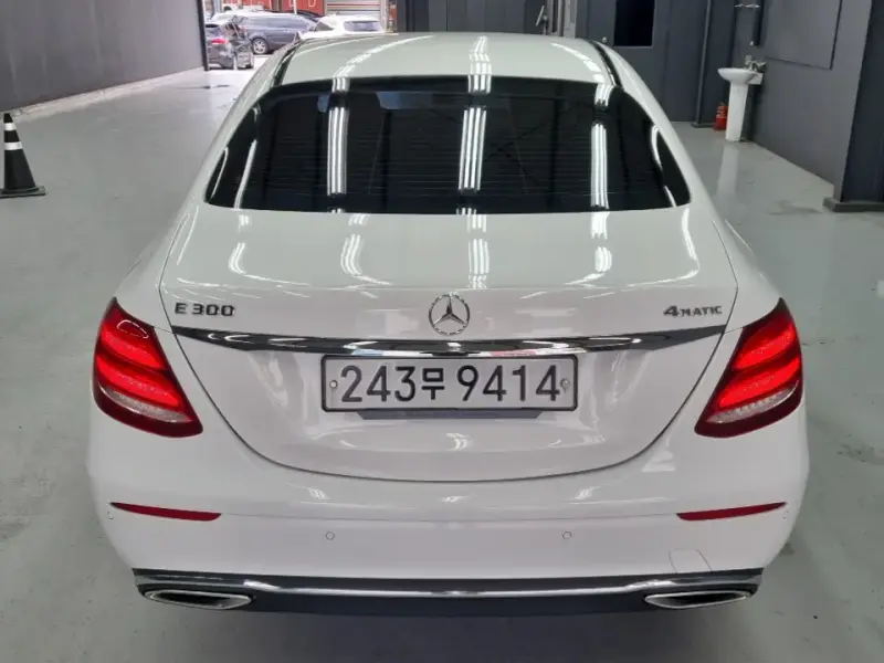 2020 Mercedes-Benz E-Класс с пробегом 141 038 км