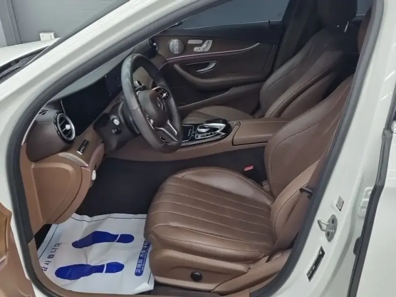 2020 Mercedes-Benz E-Класс с пробегом 141 038 км