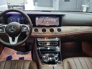 2020 Mercedes-Benz E-Класс с пробегом 141 038 км