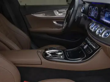 2020 Mercedes-Benz E-Класс с пробегом 72 475 км