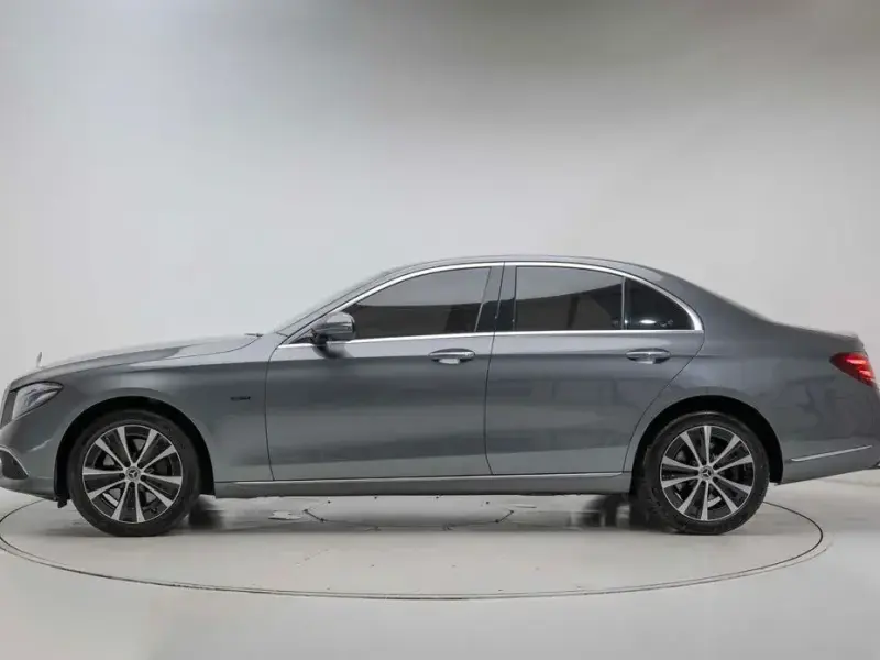 2020 Mercedes-Benz E-Класс с пробегом 56 346 км