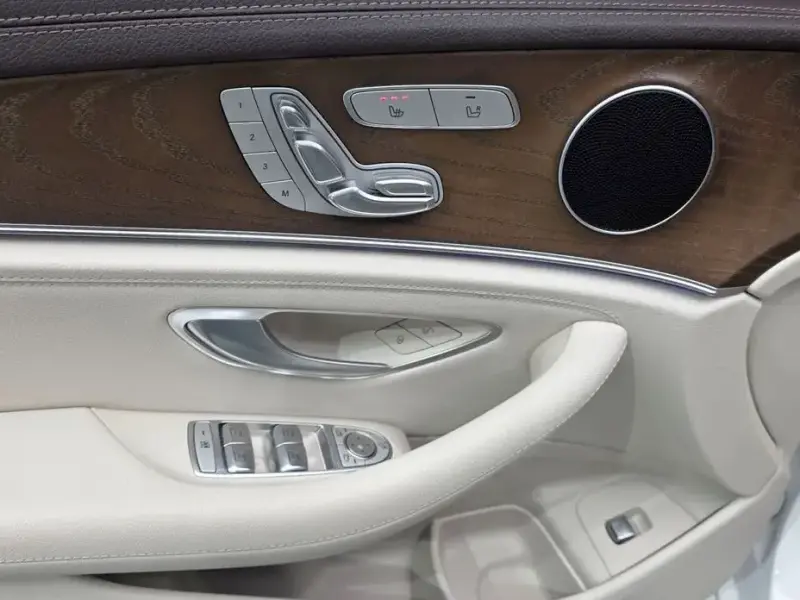 2020 Mercedes-Benz E-Класс с пробегом 109 429 км