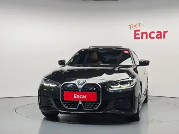 2022 BMW i4 с пробегом 41 600 км