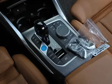 2022 BMW i4 с пробегом 41 600 км