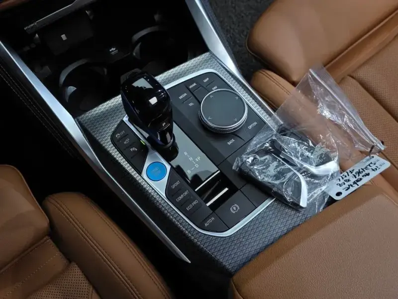 2022 BMW i4 с пробегом 41 600 км
