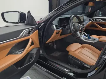 2022 BMW i4 с пробегом 41 600 км