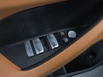 2022 BMW i4 с пробегом 41 600 км