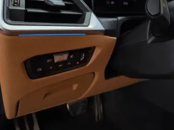 2022 BMW i4 с пробегом 41 600 км
