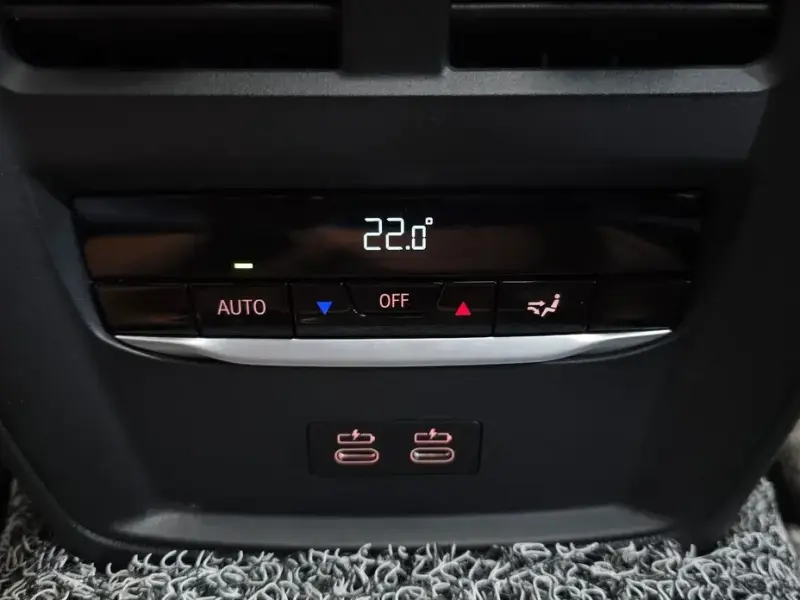 2022 BMW i4 с пробегом 41 600 км