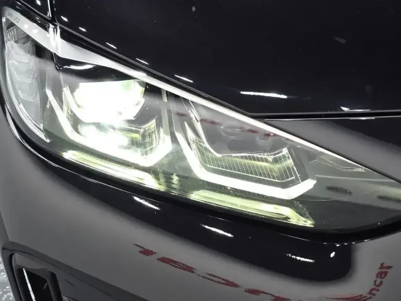 2022 BMW i4 с пробегом 55 352 км