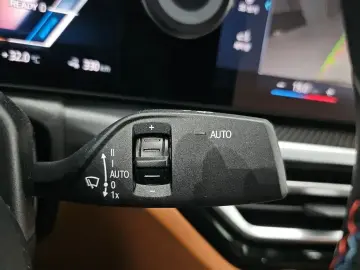 2023 BMW i4 с пробегом 35 461 км