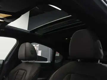 2022 BMW i4 с пробегом 93 366 км