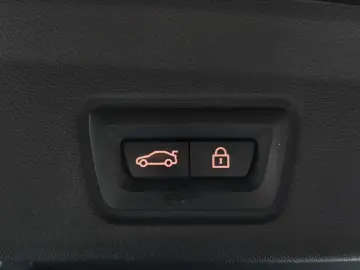 2022 BMW i4 с пробегом 93 366 км