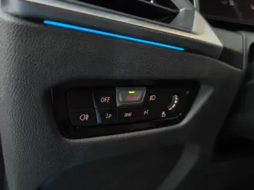 2022 BMW i4 с пробегом 93 366 км