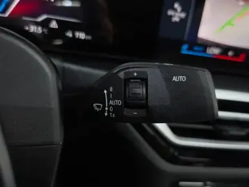 2022 BMW i4 с пробегом 93 366 км