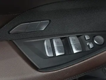 2022 BMW i4 с пробегом 93 366 км