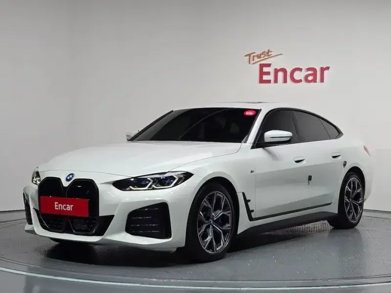 2023 BMW i4 с пробегом 58 895 км