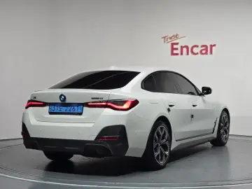 2023 BMW i4 с пробегом 58 895 км