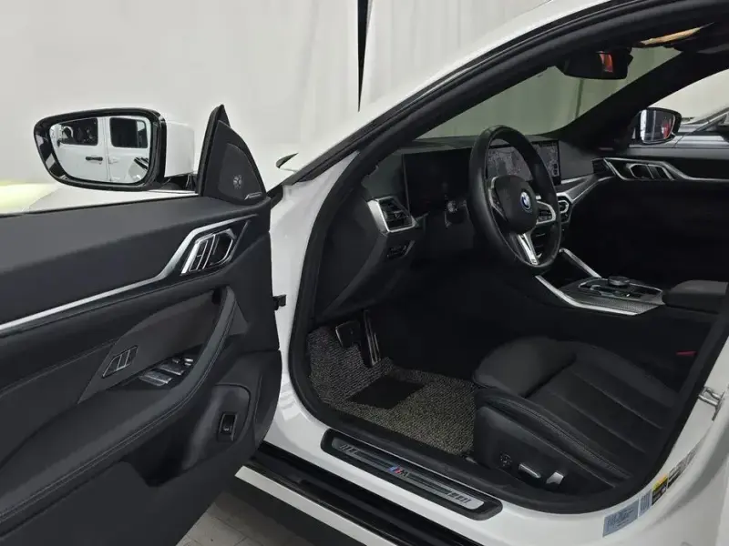 2023 BMW i4 с пробегом 58 895 км