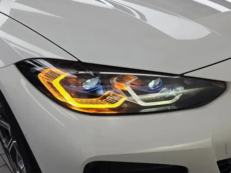 2023 BMW i4 с пробегом 58 895 км