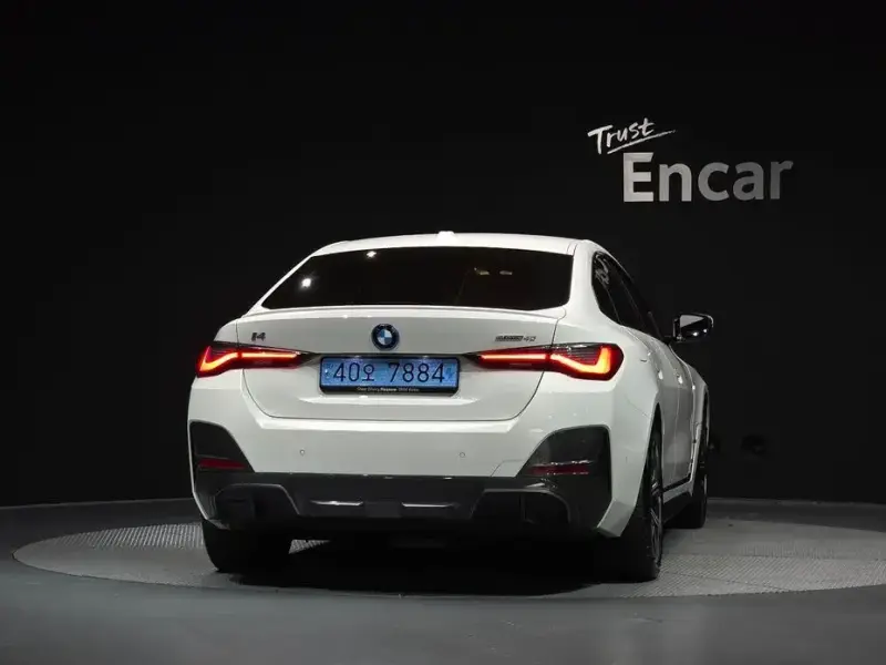 2024 BMW i4 с пробегом 7 309 км