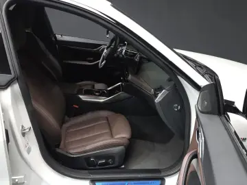 2024 BMW i4 с пробегом 7 309 км