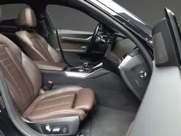 2022 BMW i4 с пробегом 129 178 км