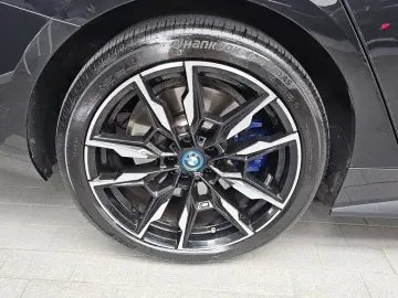 2023 BMW i4 с пробегом 53 249 км
