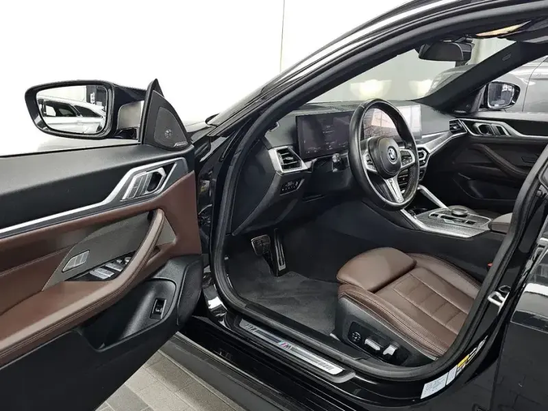 2023 BMW i4 с пробегом 53 249 км