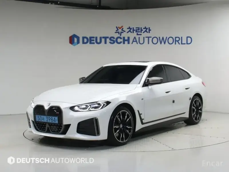 2022 BMW i4 с пробегом 91 133 км