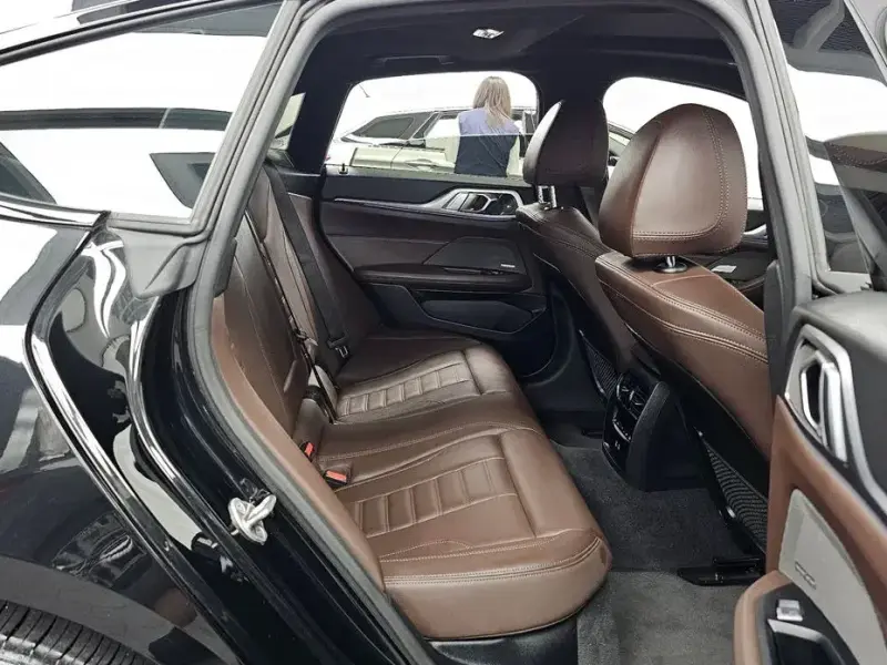 2023 BMW i4 с пробегом 53 249 км
