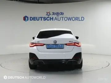 2022 BMW i4 с пробегом 91 133 км