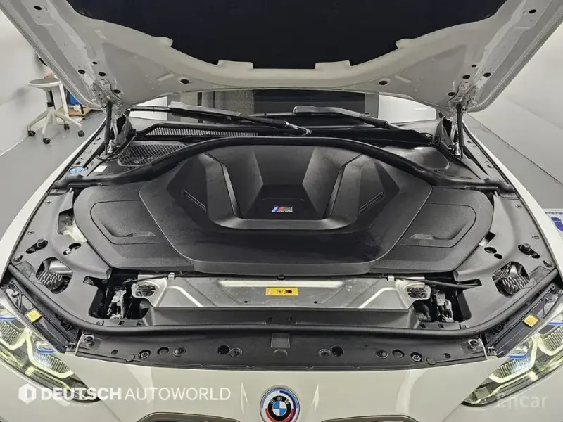 2022 BMW i4 с пробегом 91 133 км