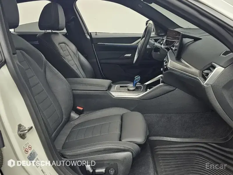 2022 BMW i4 с пробегом 91 133 км
