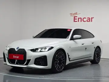2025 BMW i4 с пробегом 17 548 км