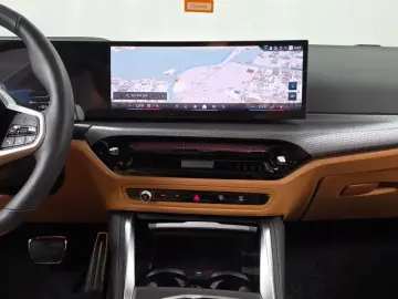 2025 BMW i4 с пробегом 17 548 км