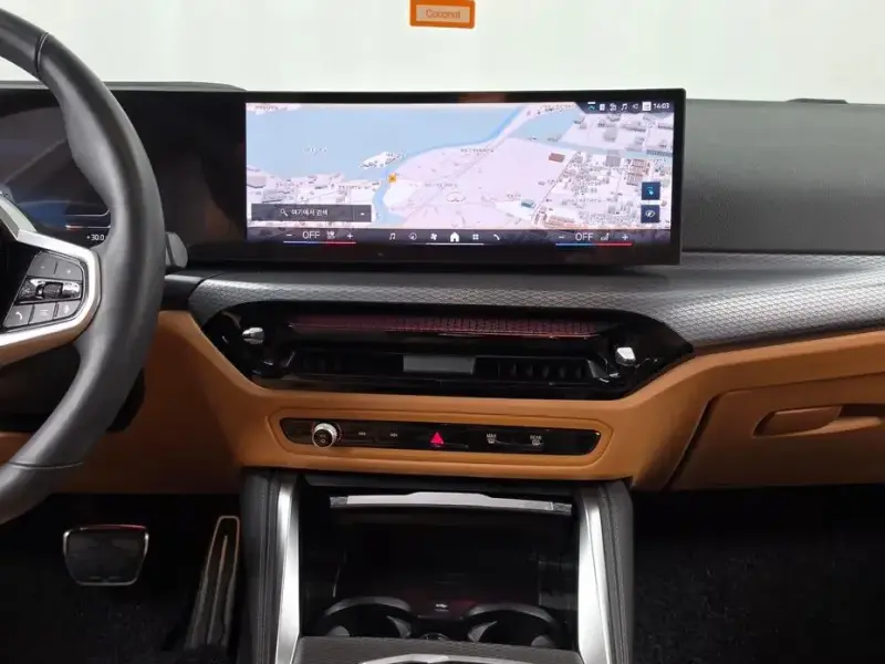 2025 BMW i4 с пробегом 17 548 км