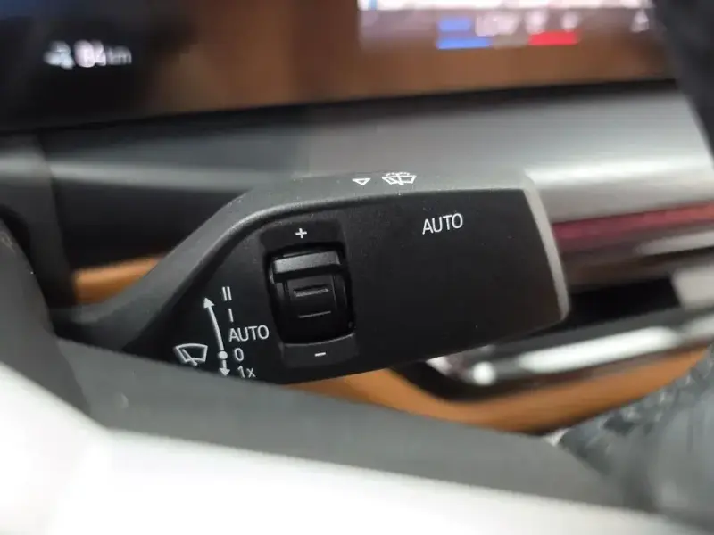 2025 BMW i4 с пробегом 17 548 км