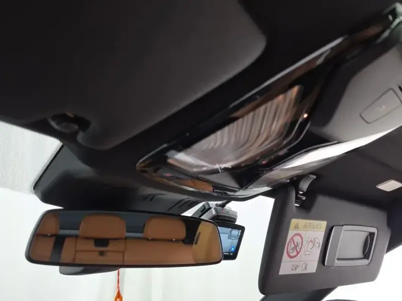 2025 BMW i4 с пробегом 17 548 км