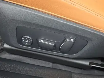 2025 BMW i4 с пробегом 17 548 км