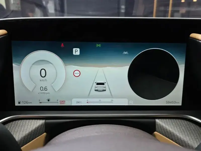 2023 Genesis G90 с пробегом 59 453 км