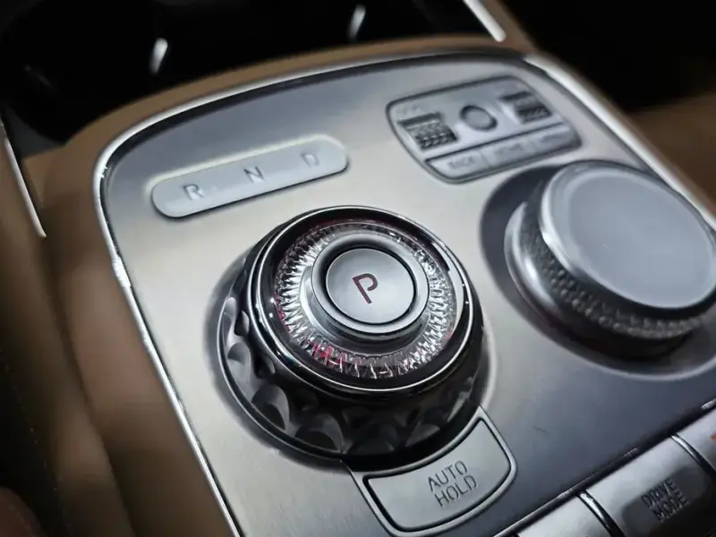2023 Genesis G90 с пробегом 59 453 км