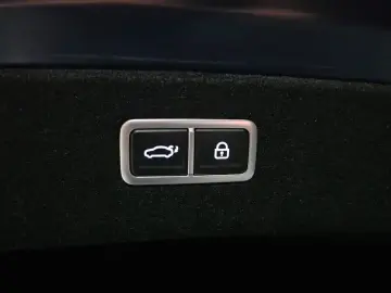 2023 Genesis G90 с пробегом 59 453 км