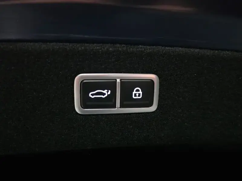 2023 Genesis G90 с пробегом 59 453 км