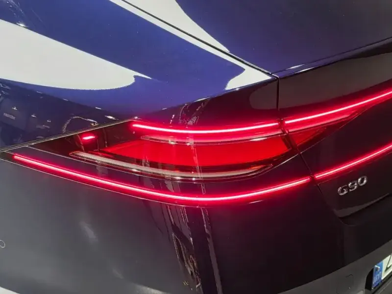 2023 Genesis G90 с пробегом 59 453 км