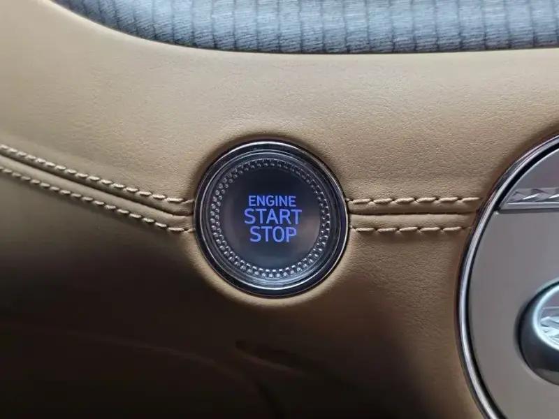 2023 Genesis G90 с пробегом 59 453 км
