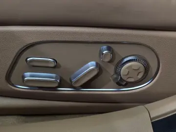 2023 Genesis G90 с пробегом 59 453 км